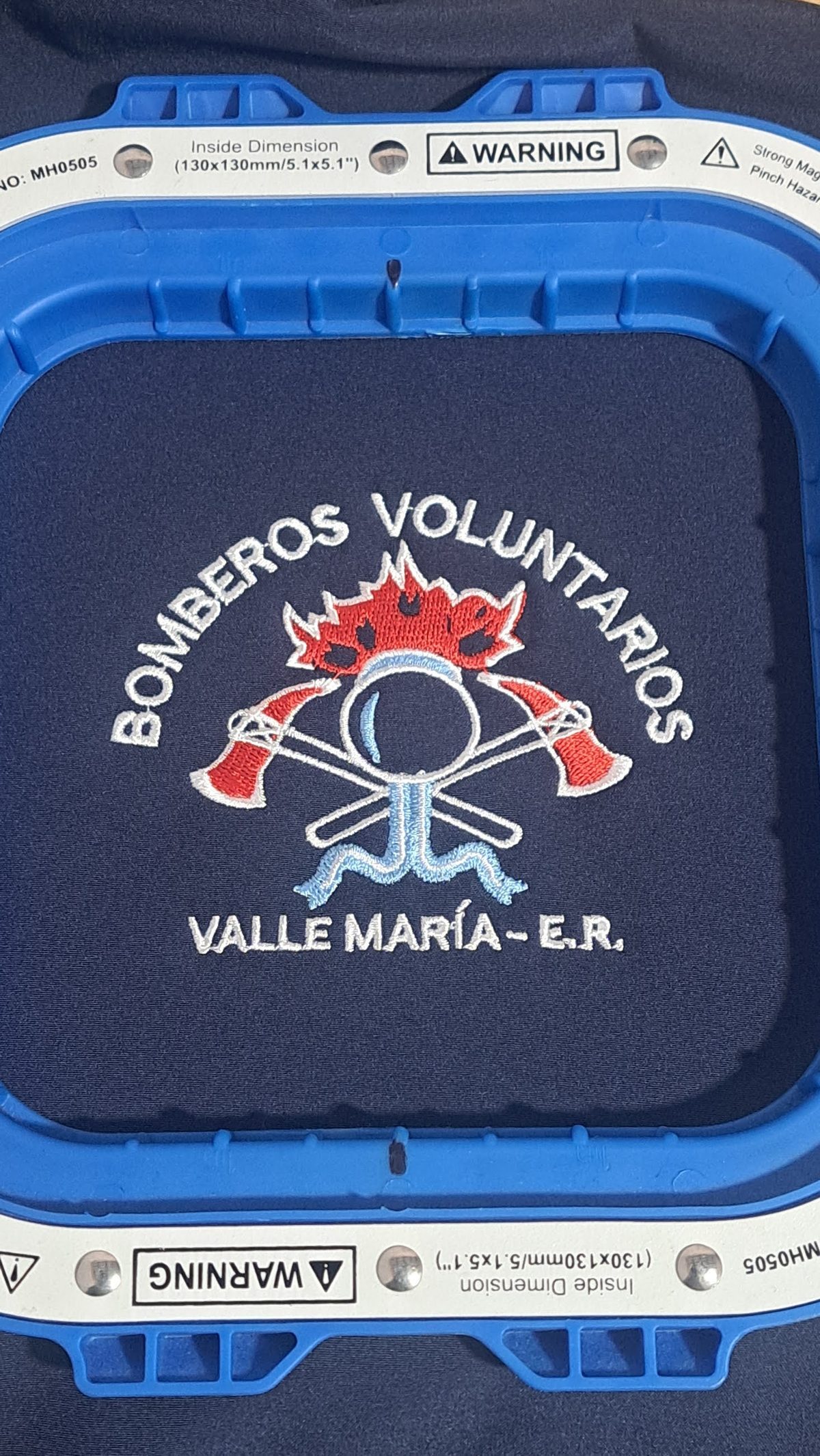 Chomba bordada para uniforme empresarial