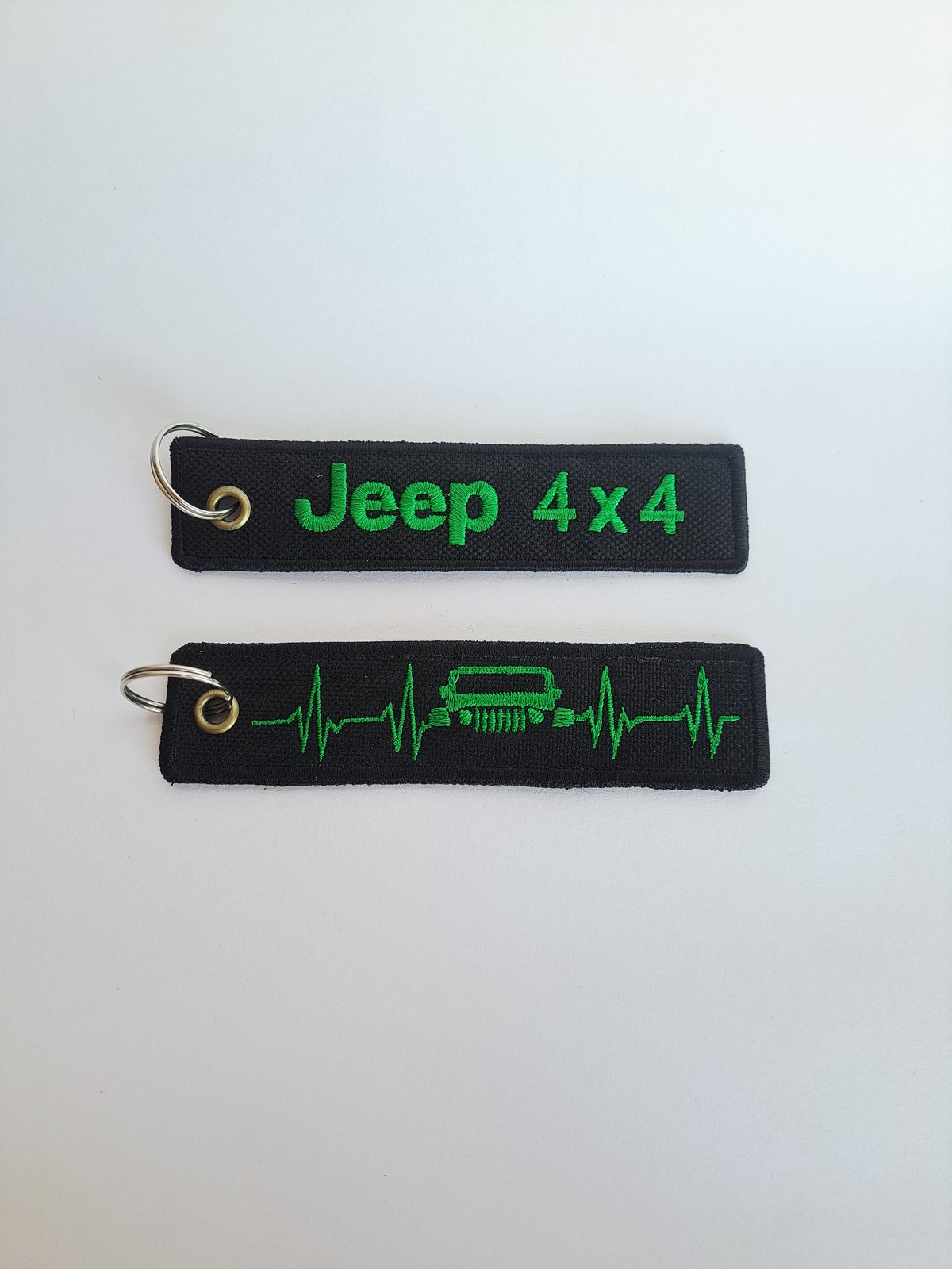 Llavero bordado personalizado