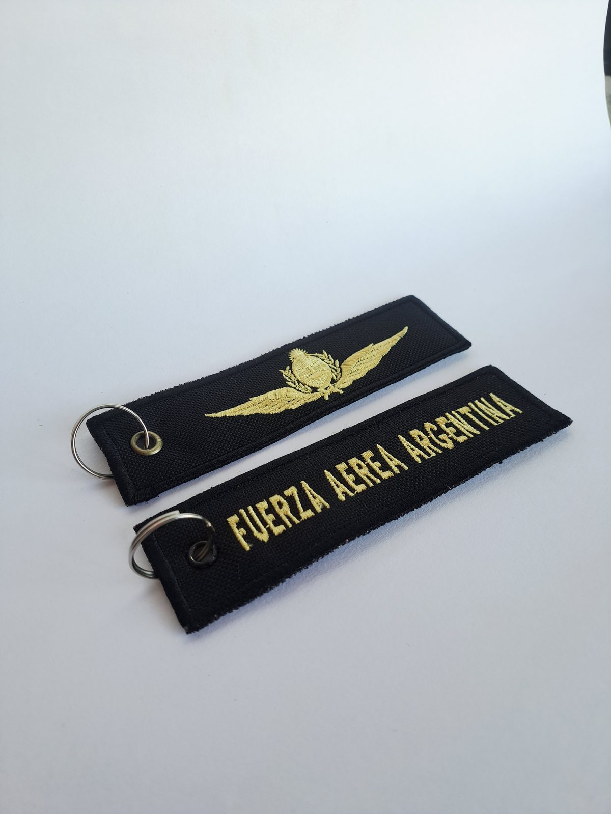 Llavero bordado personalizado