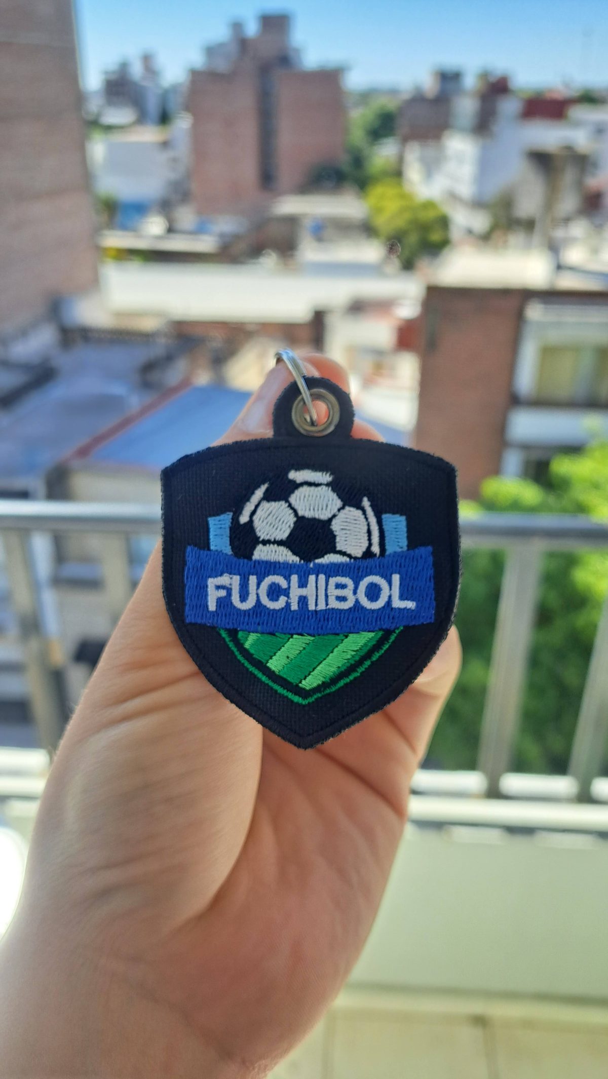 Llavero bordado personalizado