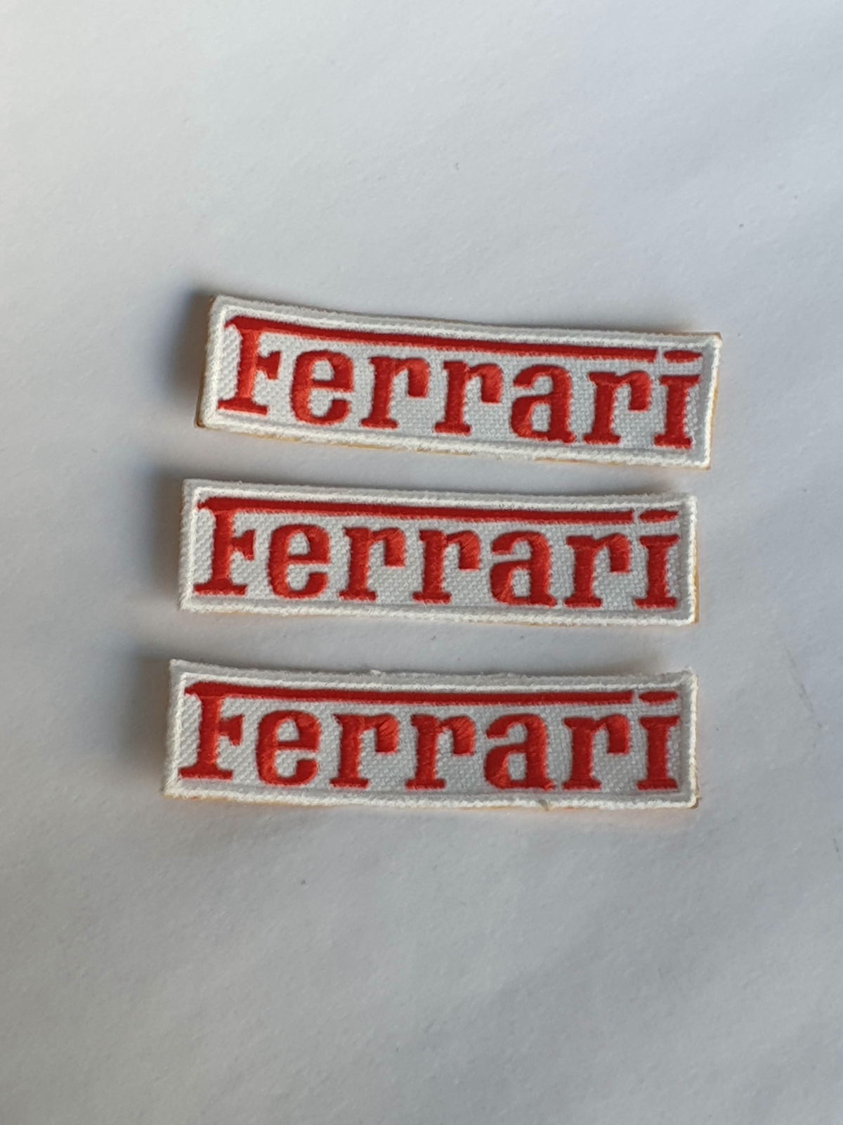 Sticker bordado personalizado
